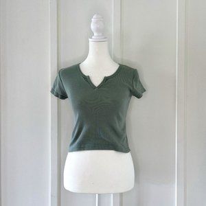 ASHLYN V NOTCH TOP SAGE GREEN | WOMENS BRANDY MELVILLE SHORT SLEEVES